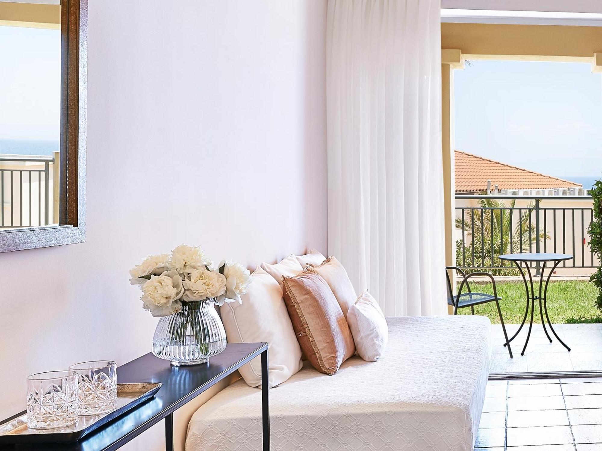 Grecotel Luxme Oasis At Riviera Olympia & Aqua Park Loutra Killinis Exterior photo