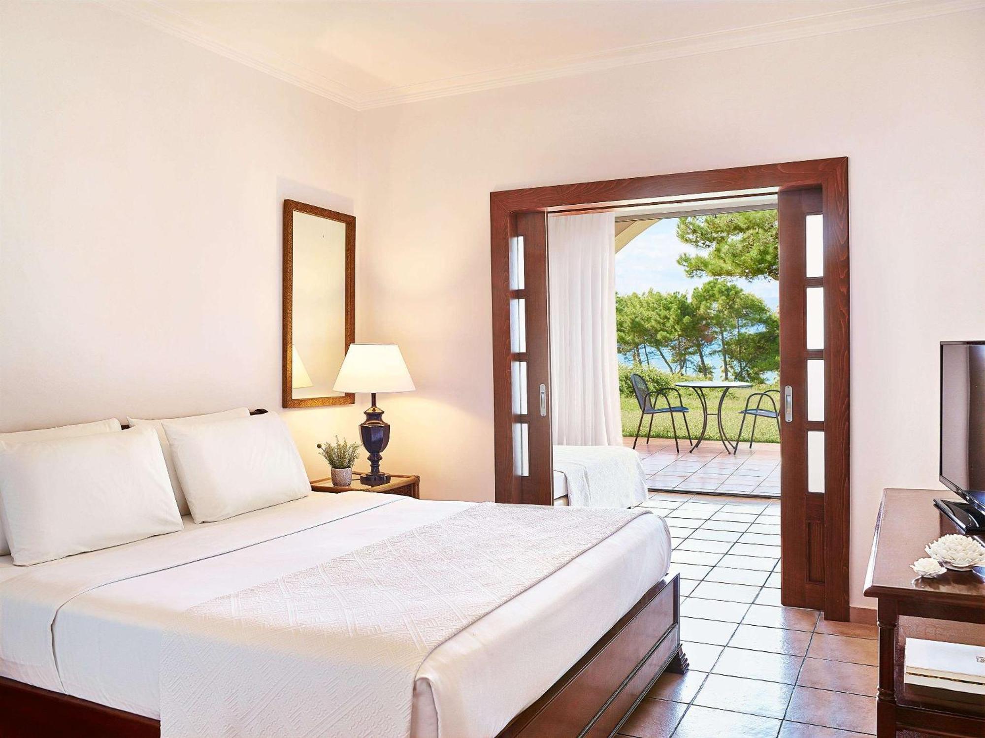 Grecotel Luxme Oasis At Riviera Olympia & Aqua Park Loutra Killinis Exterior photo