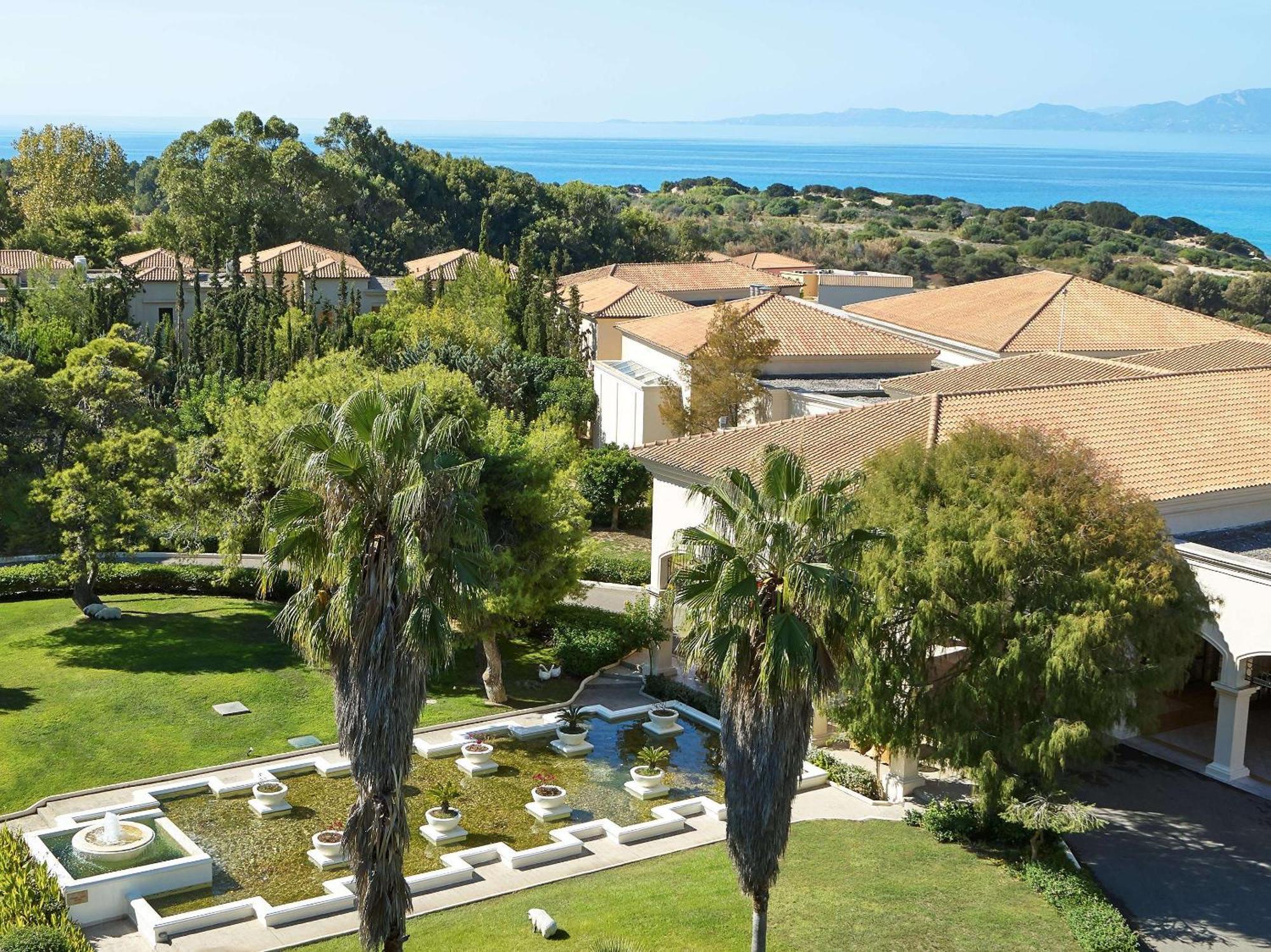 Grecotel Luxme Oasis At Riviera Olympia & Aqua Park Loutra Killinis Exterior photo