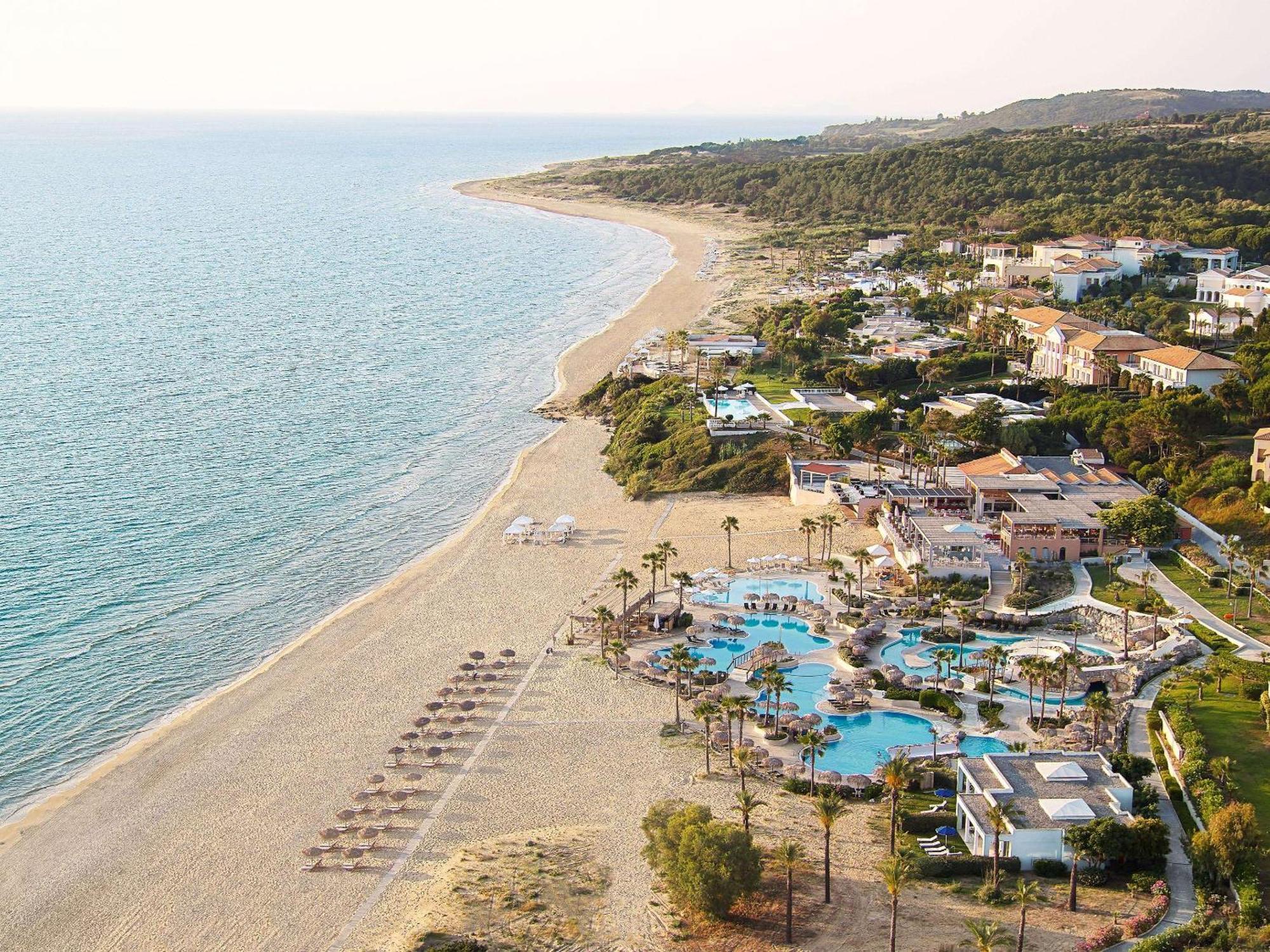 Grecotel Luxme Oasis At Riviera Olympia & Aqua Park Loutra Killinis Exterior photo